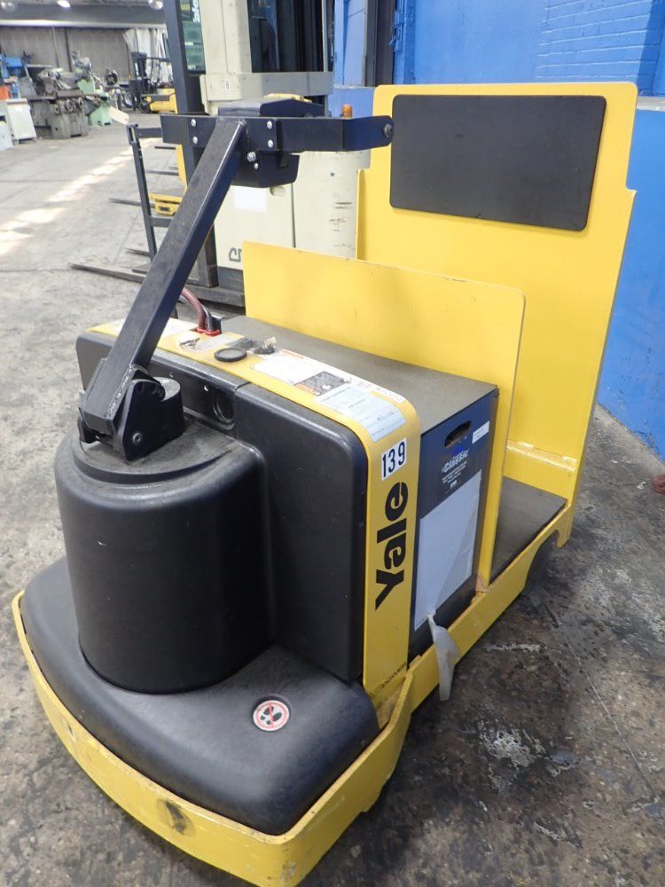 Yale Electric Tugger