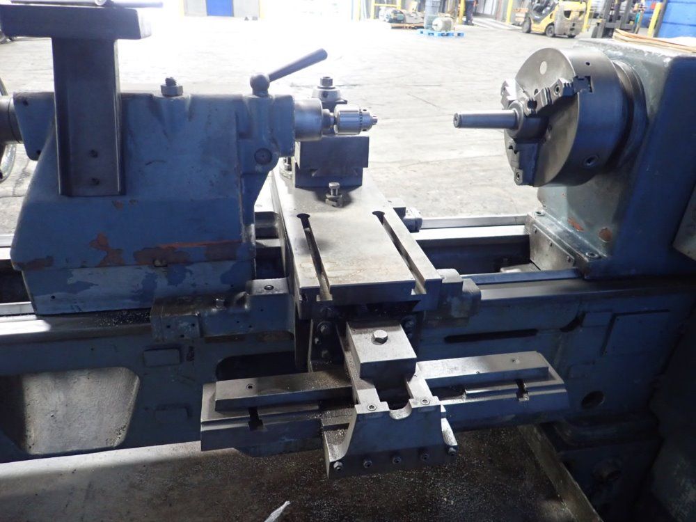 Tos Gap-bed Lathe
