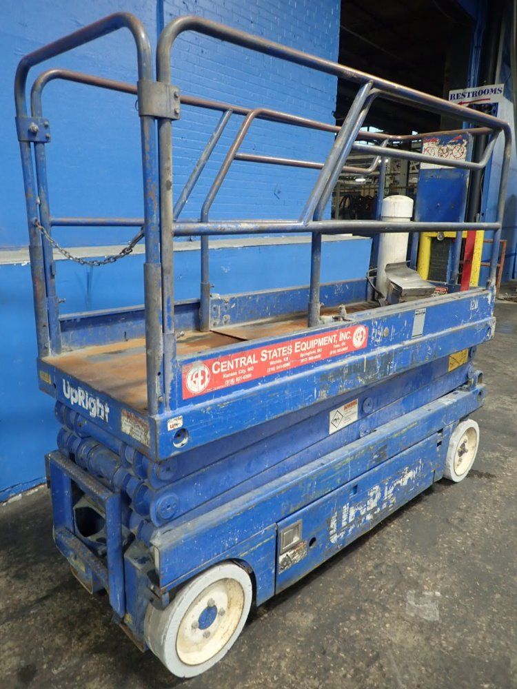 Upright Inc Platform Scissor Lift