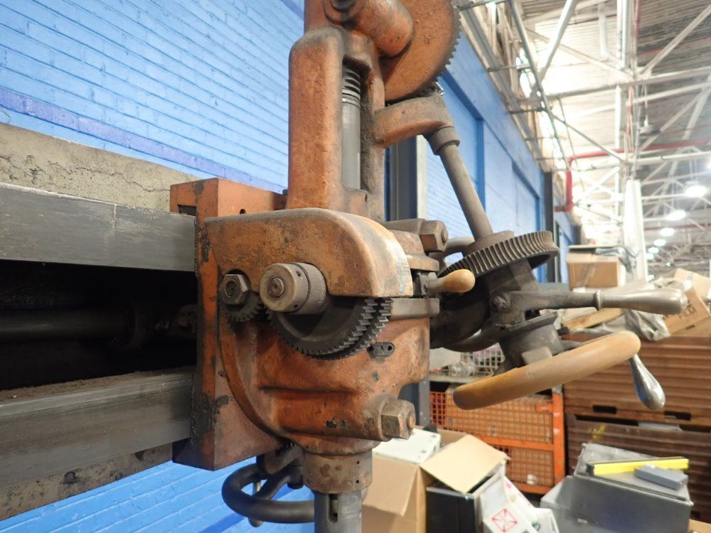 Dreses Mueller Radial Arm Drill