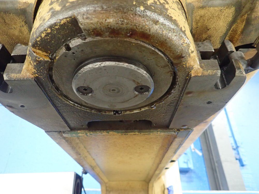 Houdaille / Strippit 1/4" Steel 48" X 72" Table Punch Press - Super 30-30