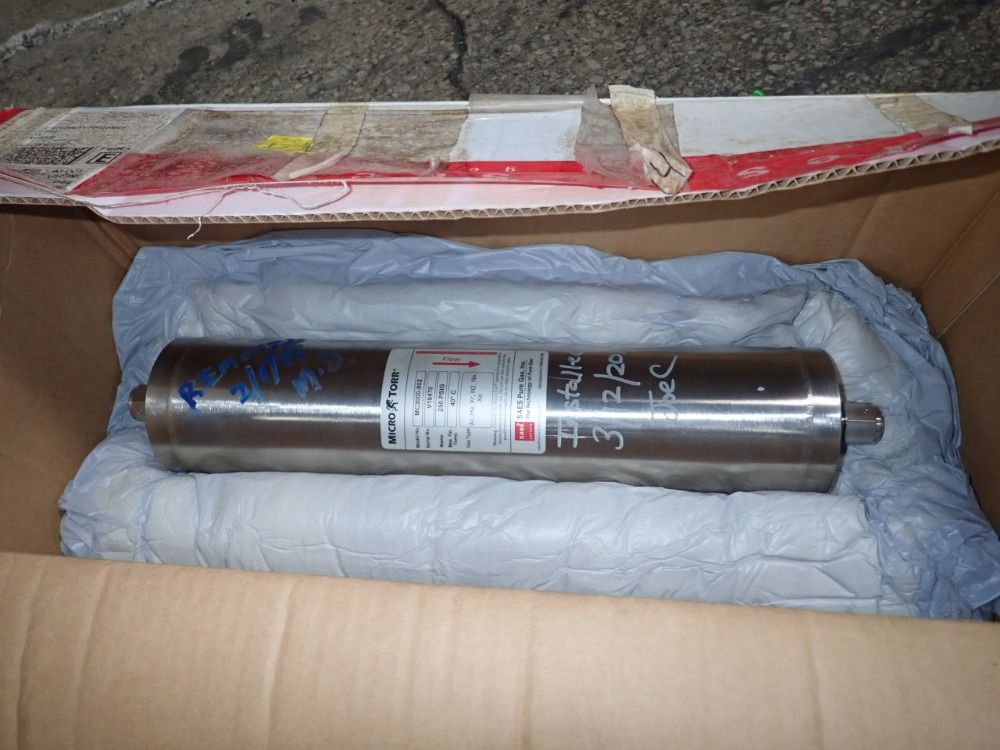 Saes/micro Torr Purifier