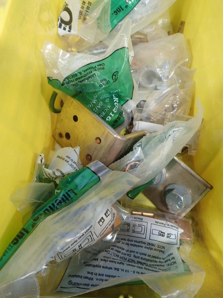 Little Fuse Fuse Reducers / Hardware