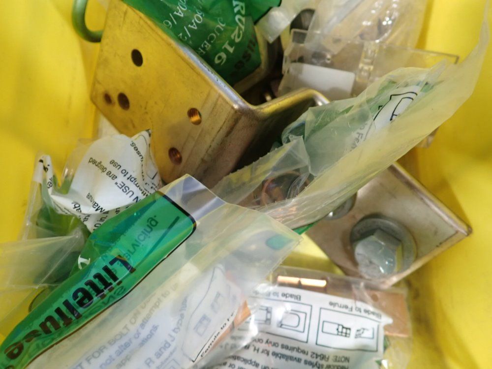 Little Fuse Fuse Reducers / Hardware