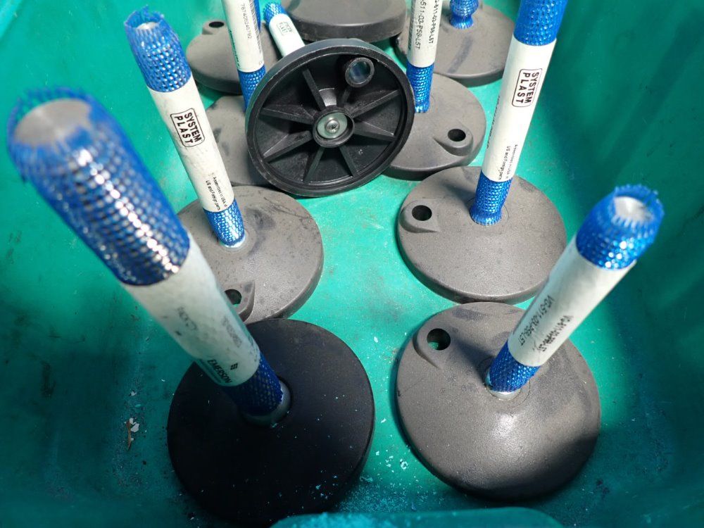 Sytem Plast Threaded Shafts