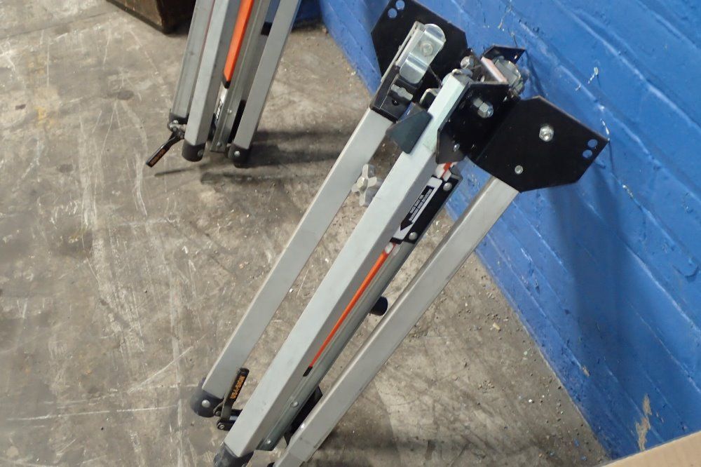 Easterm Metal Compact C-stand