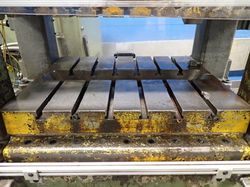 Bruderer 24" X 30" Bed, 60 Ton Bsta 60h 4-post Press - Bsta 60h