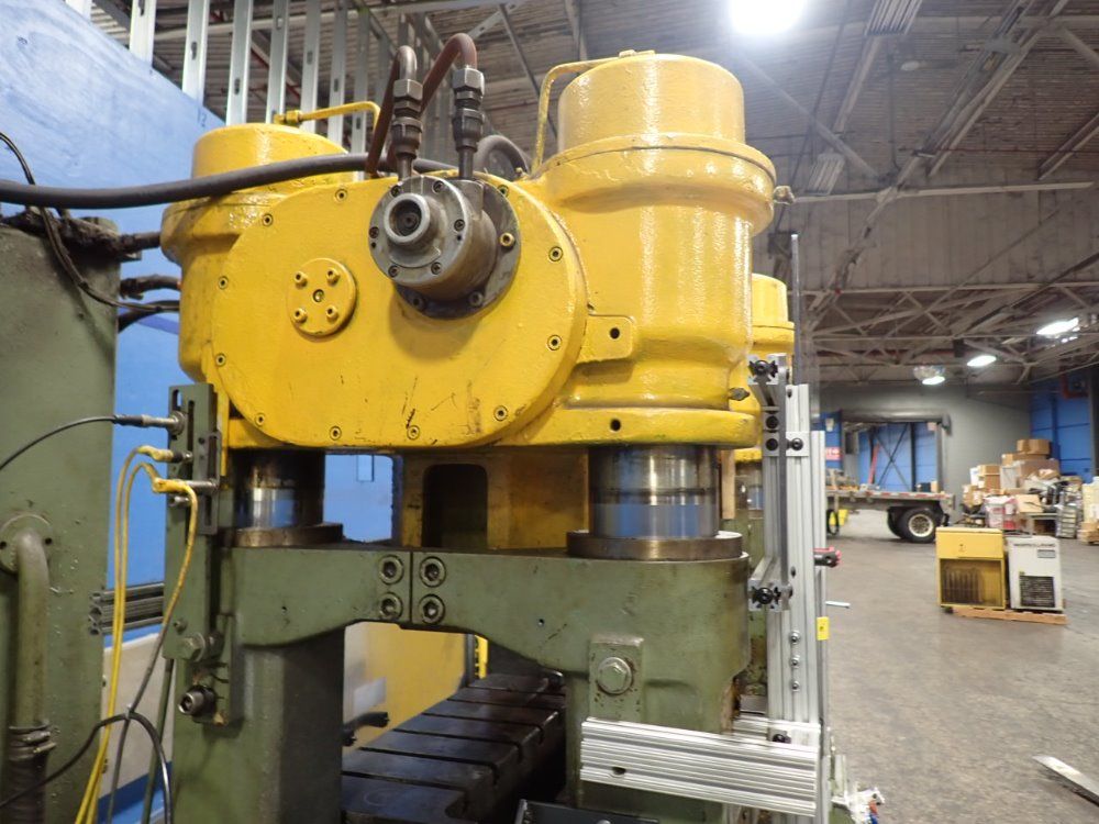 Bruderer 24" X 30" Bed, 60 Ton Bsta 60h 4-post Press - Bsta 60h