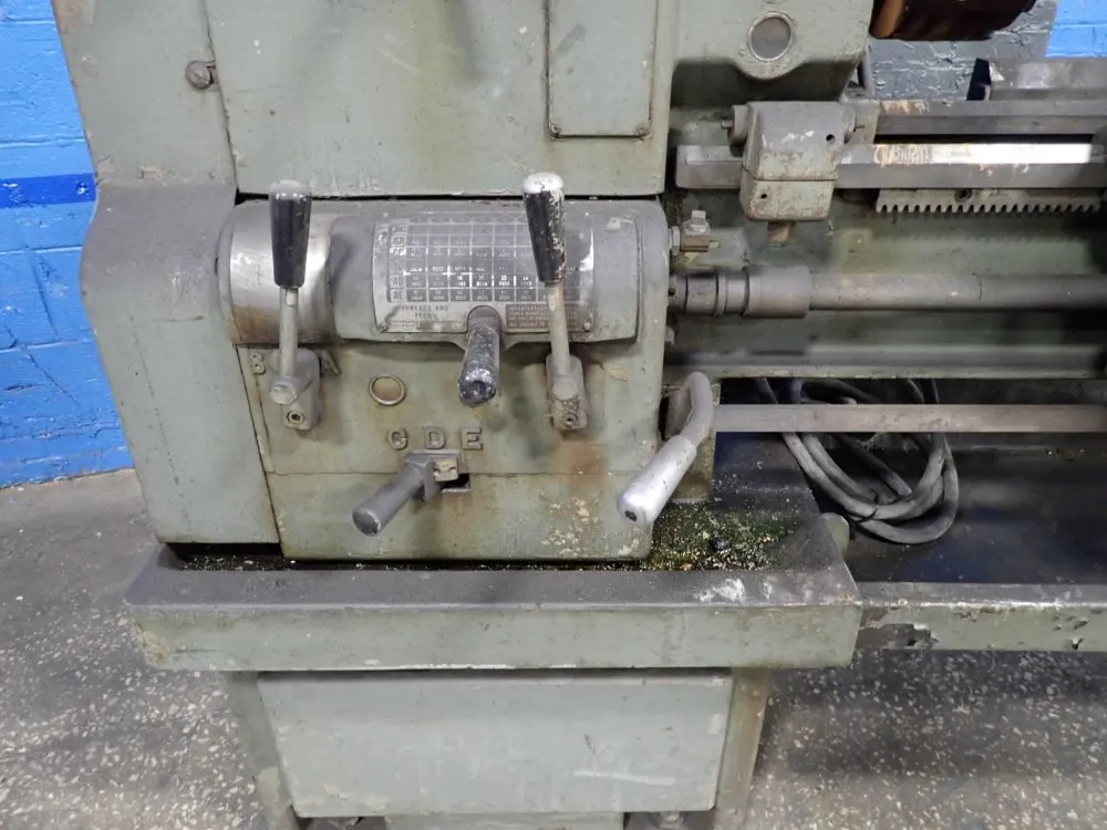 Cincinnati 16" X 36" 15 Tray Top Lathe - 15 Tray Top