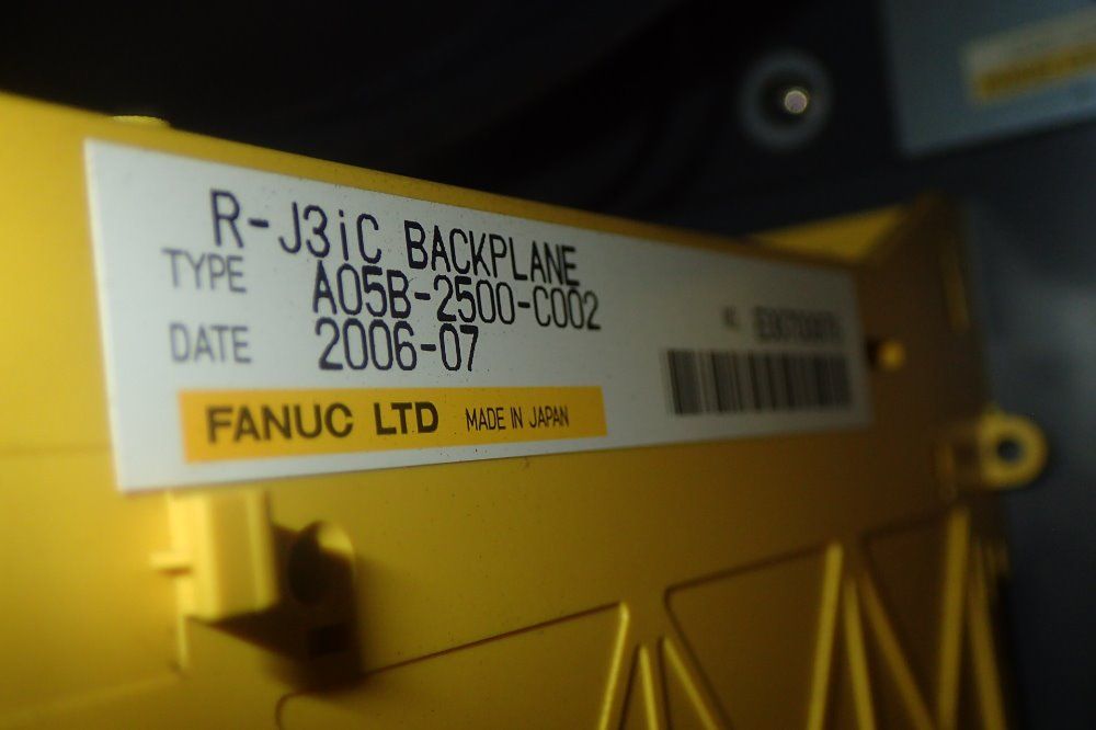 Fanuc M-16ib/20 Robot - M-16ib/20