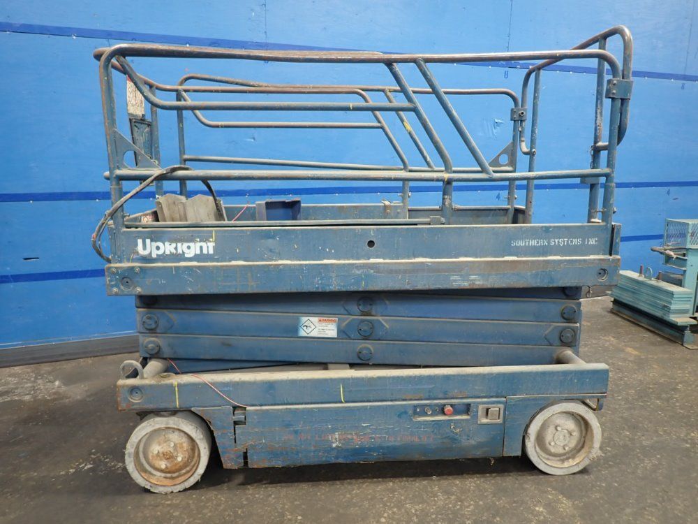 Upright Platform Scissor Lift