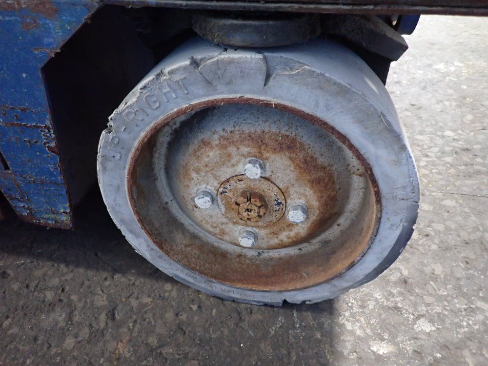 Upright Platform Scissor Lift