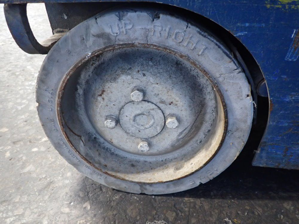 Upright Platform Scissor Lift