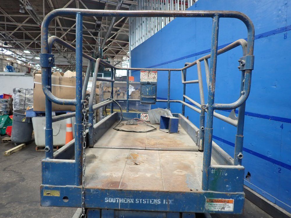 Upright Platform Scissor Lift