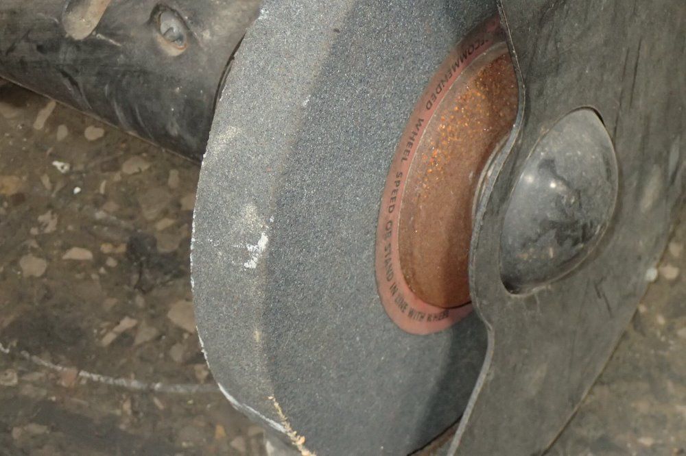 Dumore Tool Post Grinder