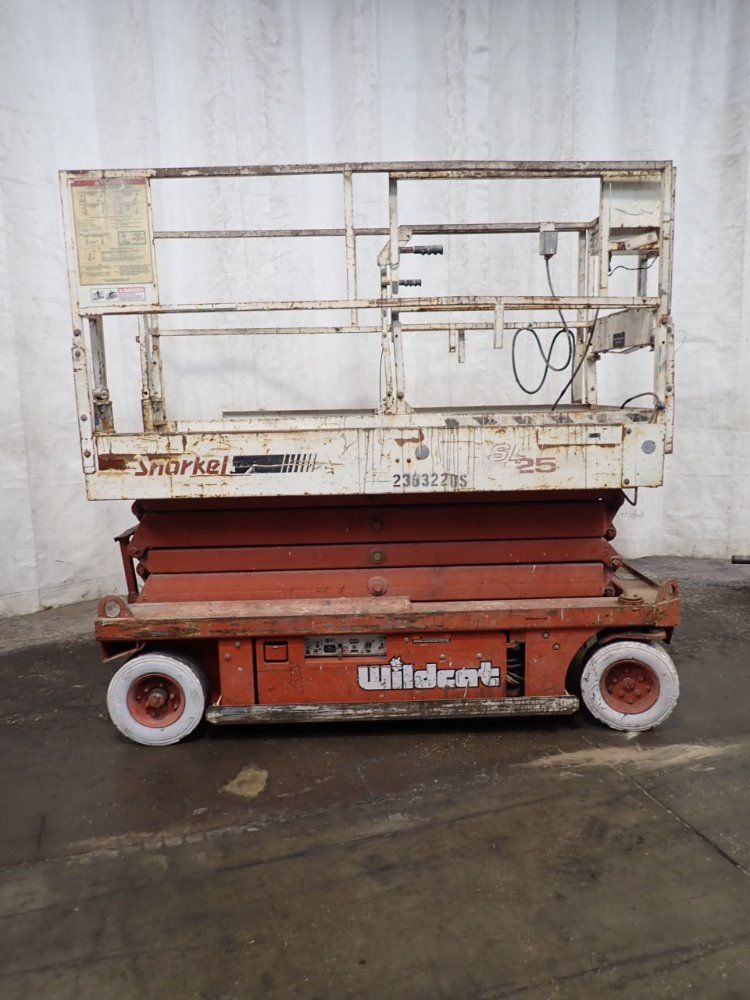 Snorkel 850# / 25' Sl-25 Platform Scissor Lift - Sl-25
