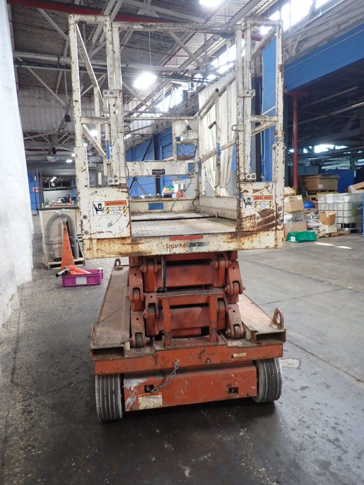 Snorkel 850# / 25' Sl-25 Platform Scissor Lift - Sl-25