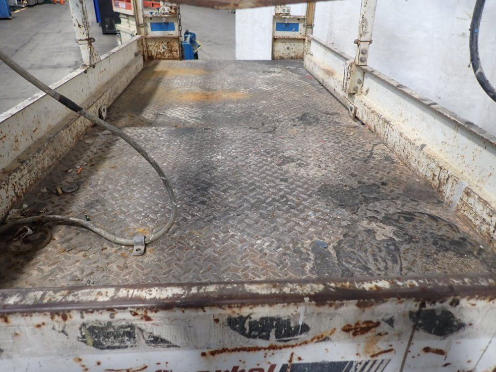 Snorkel 850# / 25' Sl-25 Platform Scissor Lift - Sl-25