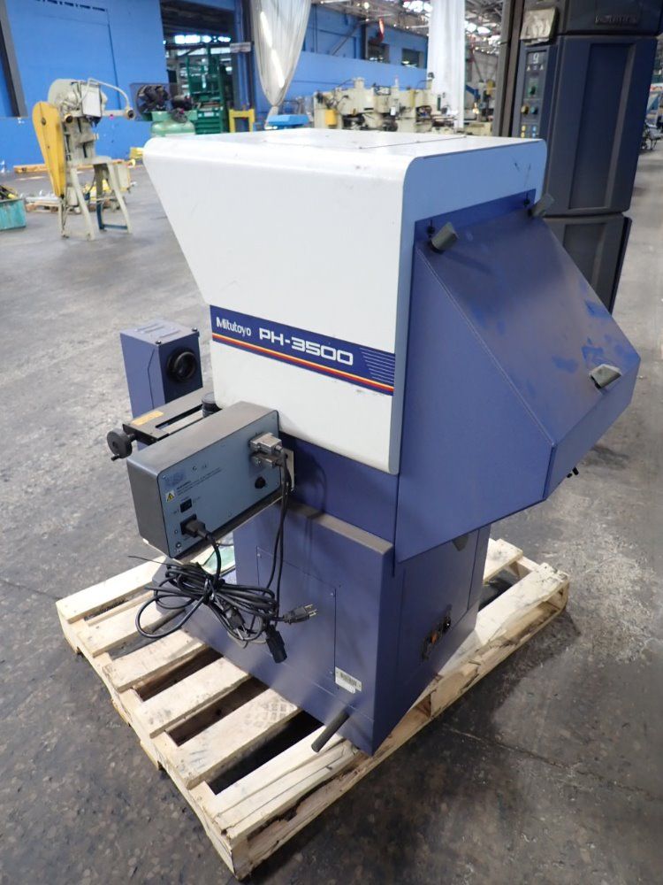 Mitutoyo 14" Screen Ph-3500 Optical Comparator - Ph-3500