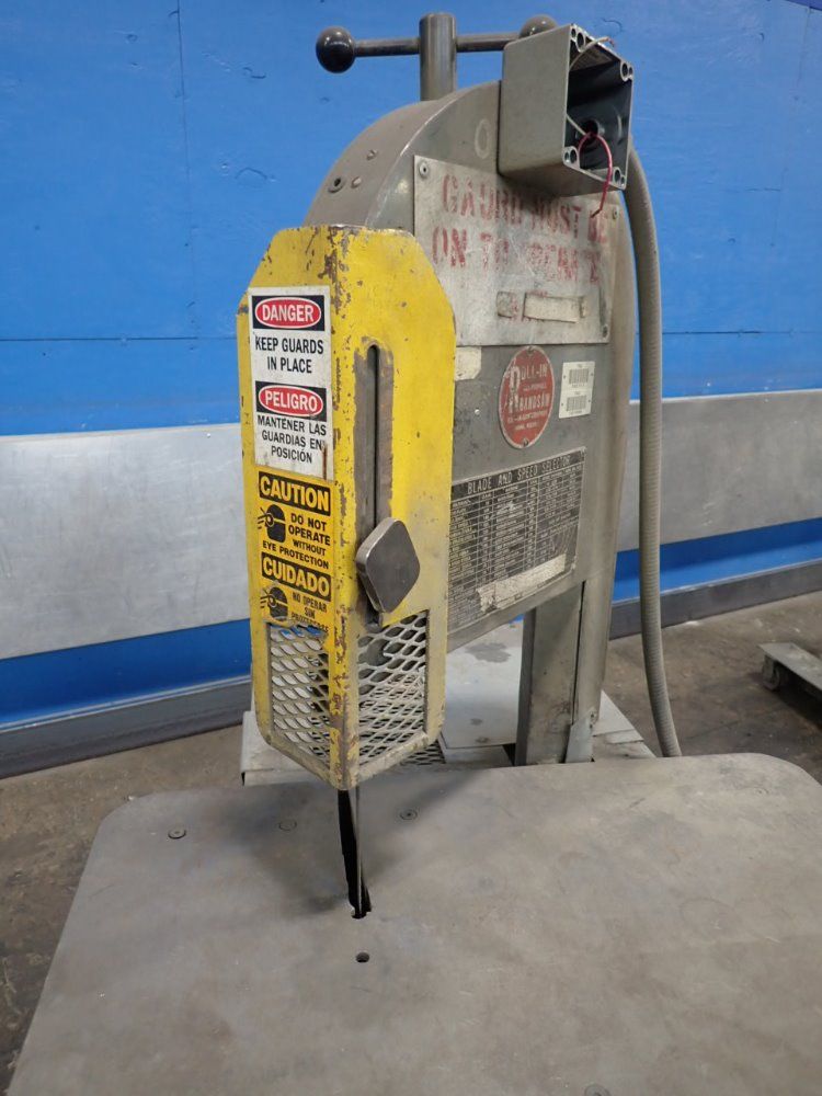Roll-in Vertical Band Saw