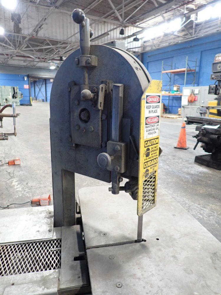 Roll-in Vertical Band Saw