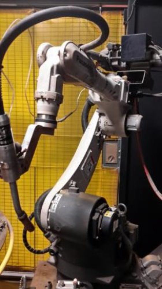 Miller Perform Robotic Welding Cell - Arc 250m
