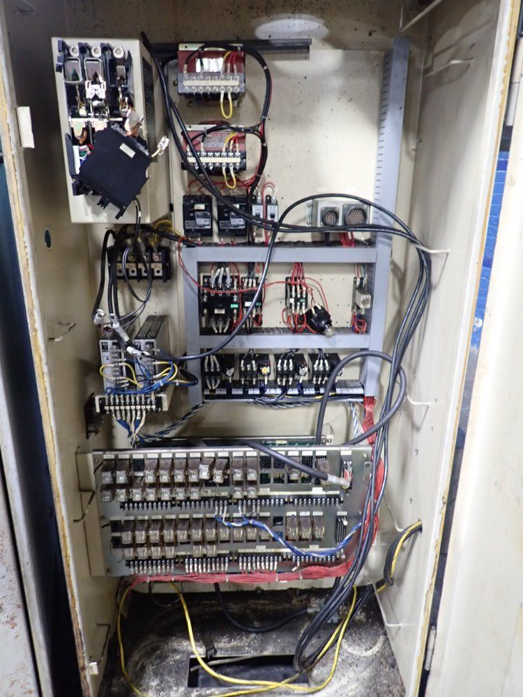 Matsuura 16" X 45" Dual-spindle Cnc Vertical Mill - Mc 760 Vdc