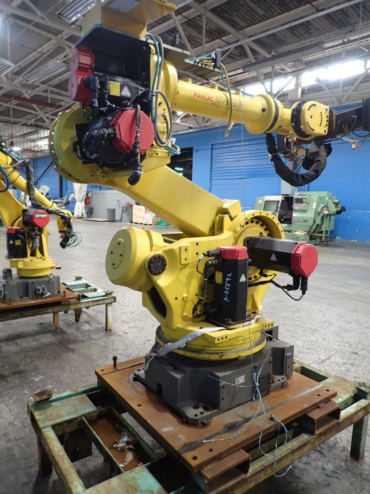 Fanuc S-430if Robot - S-430if