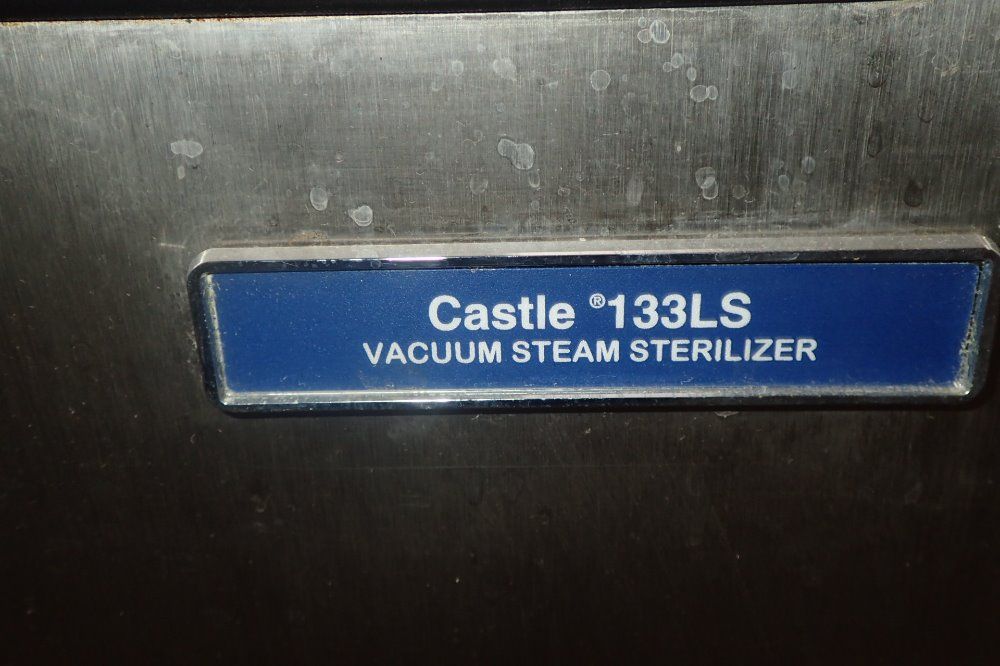 Getinge Castle Vacuum Steam Sterilizer