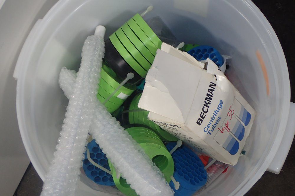 Beckamn Coulter Centrifuge
