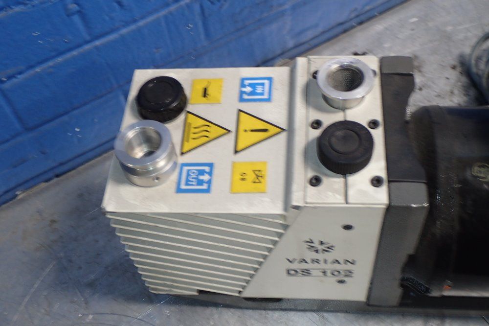 Varian Vacuum Pump