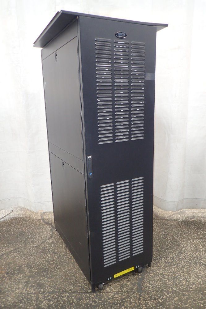 Tripp Lite Computer Servo Cabinet