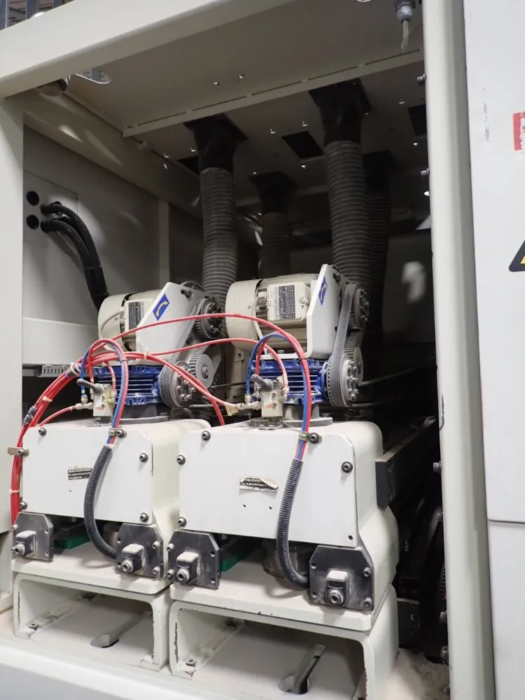 Dmc 43" Conveyorized Belt Sander - Unisand 2000