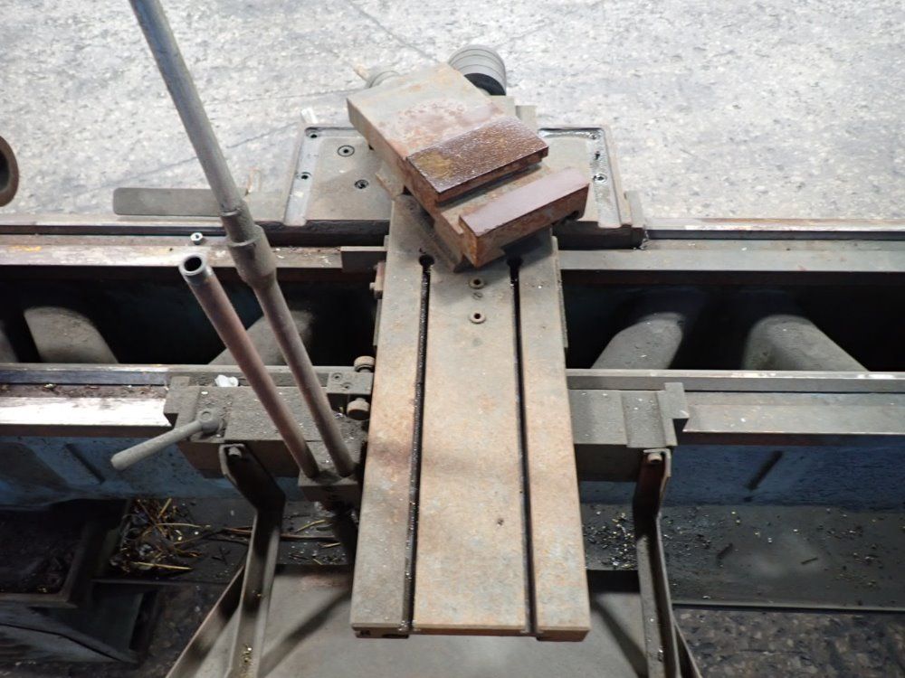 Toolmex 18"/24" X 60" Tug-40 Gap -bed Lathe - Tug-40