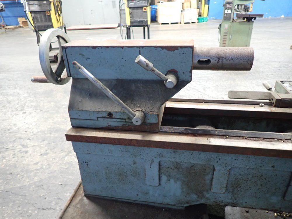 Toolmex 18"/24" X 60" Tug-40 Gap -bed Lathe - Tug-40