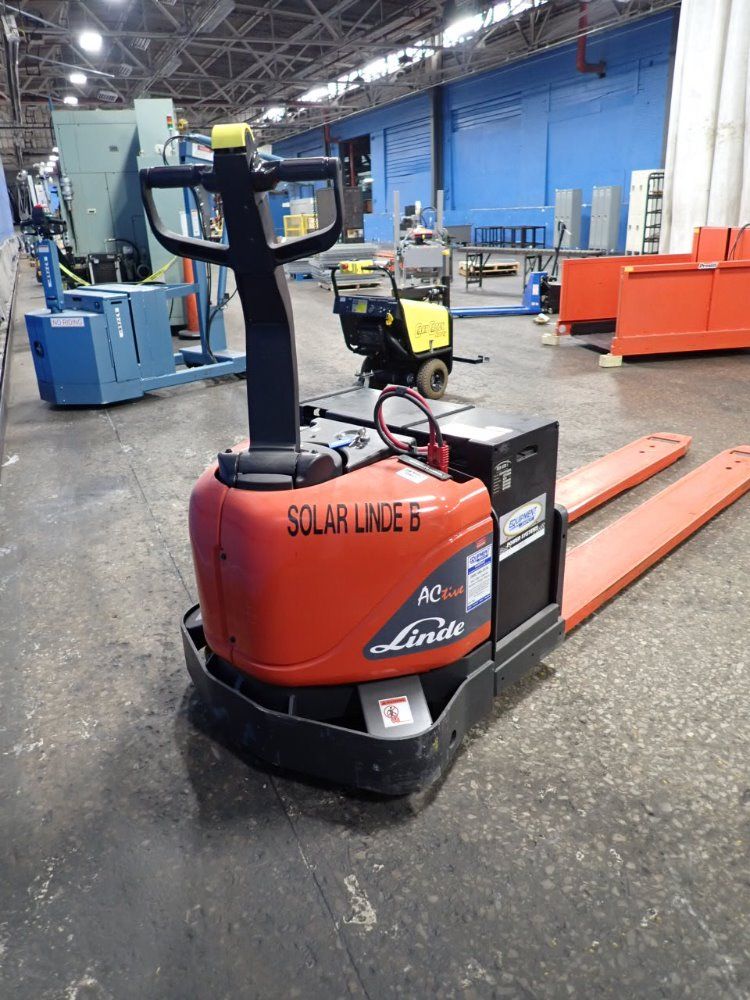 Linde Electric Pallet Jack