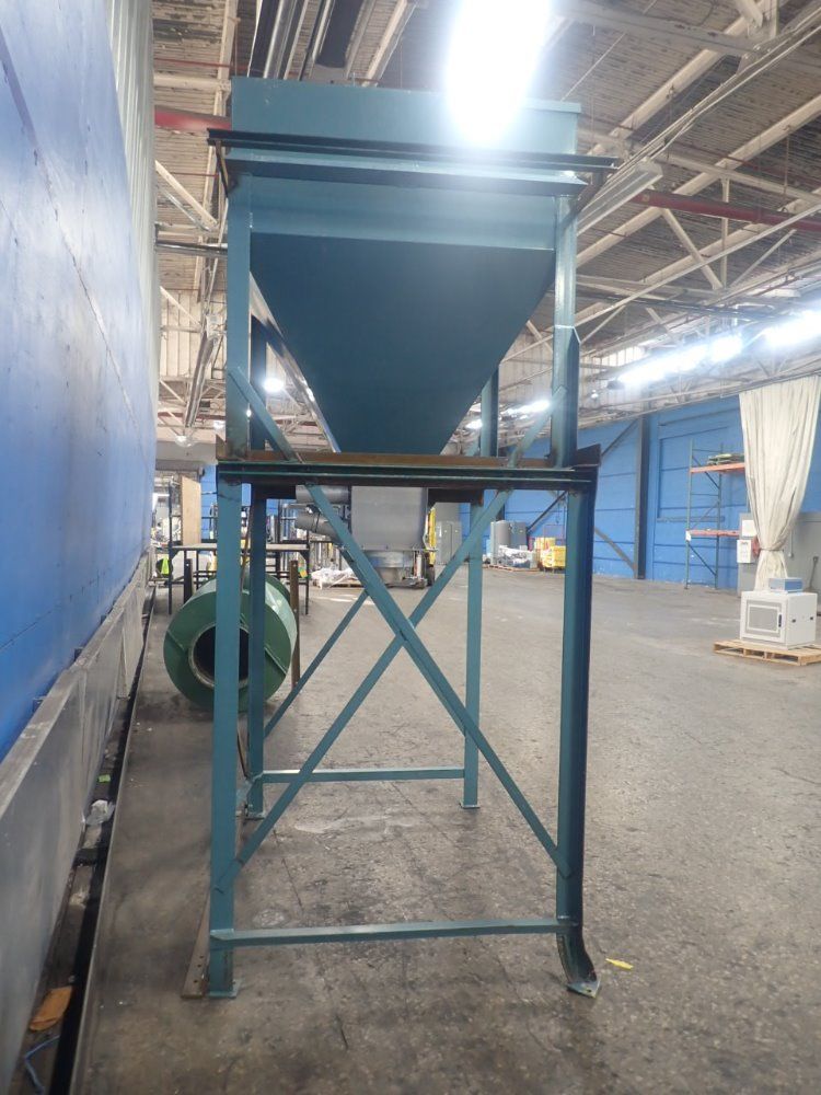 Una-dyn/mann+hummel Hopper W/ Stand