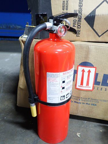 Kidde Dry Chemical Fire Extinguisher Kit