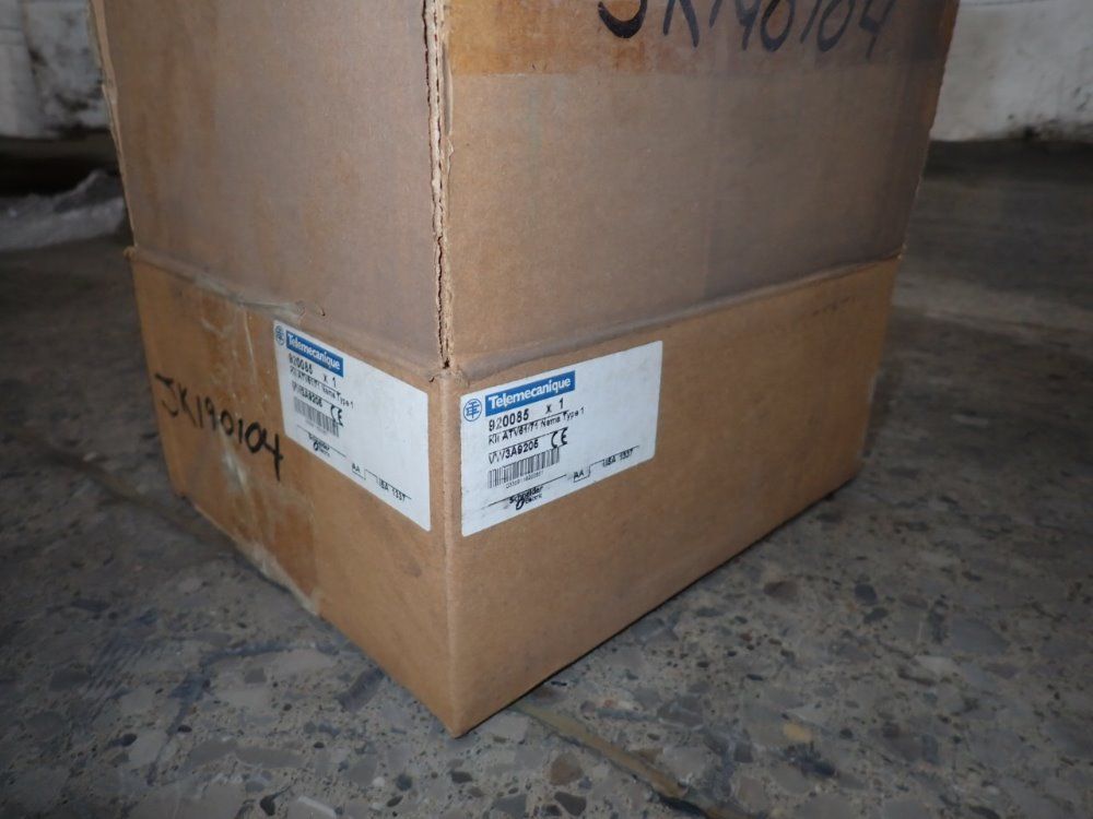 Telemecanique/schneider Electric Enclosure