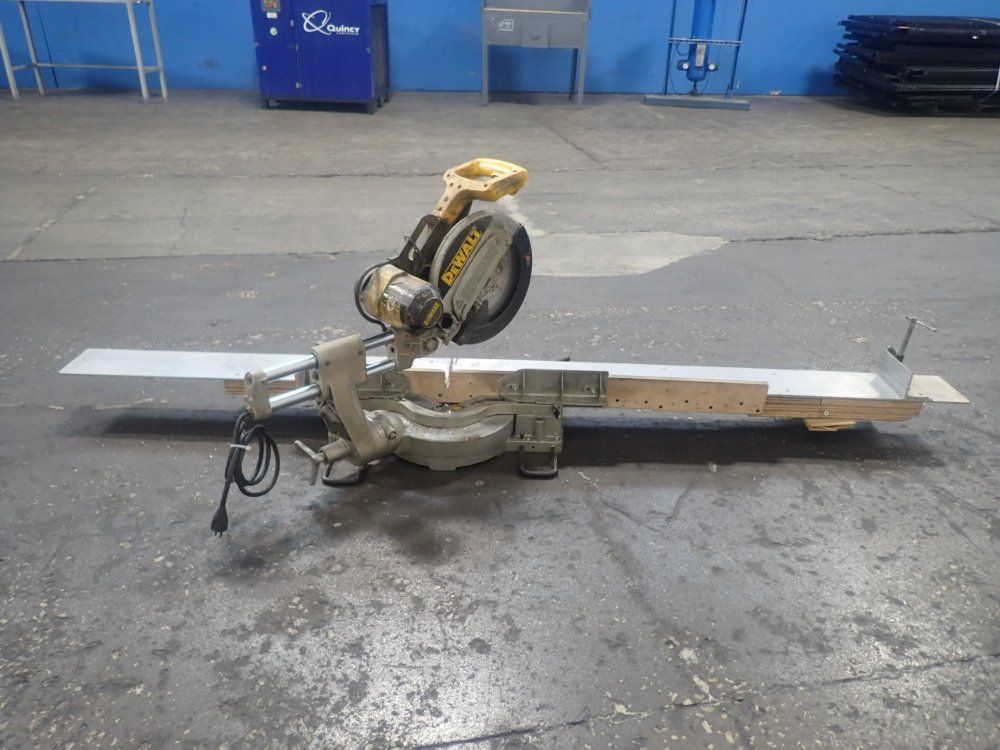 Dewalt 12" Sliding Mitre Saw