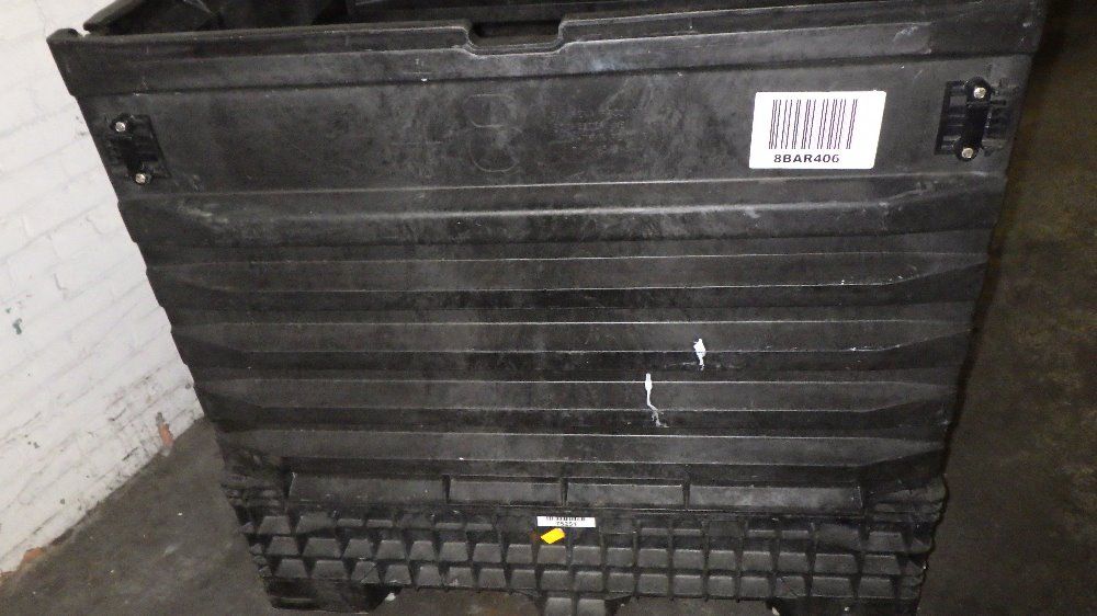 A.r. Arena Products 40" X 45" X 40" Id Collapsible Plastic Crate - 4548451-1