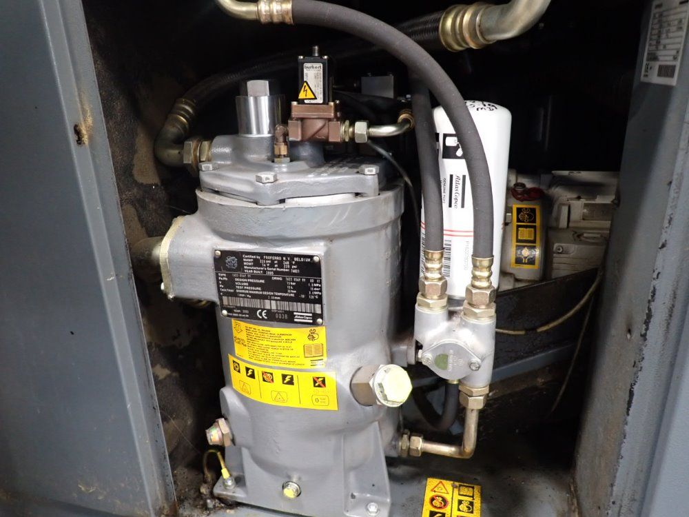 Atlas Copco 18.5 Kw/ 25 Hp Ga18vsd Air Compressor - Ga18vsd