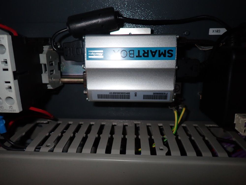 Atlas Copco 18.5 Kw/ 25 Hp Ga18vsd Air Compressor - Ga18vsd