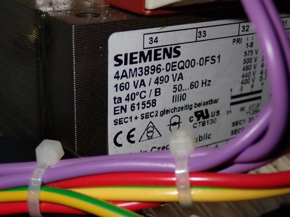 Atlas Copco 18.5 Kw/ 25 Hp Ga18vsd Air Compressor - Ga18vsd