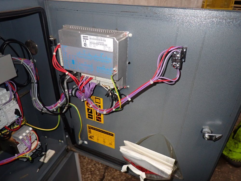 Atlas Copco 18.5 Kw/ 25 Hp Ga18vsd Air Compressor - Ga18vsd