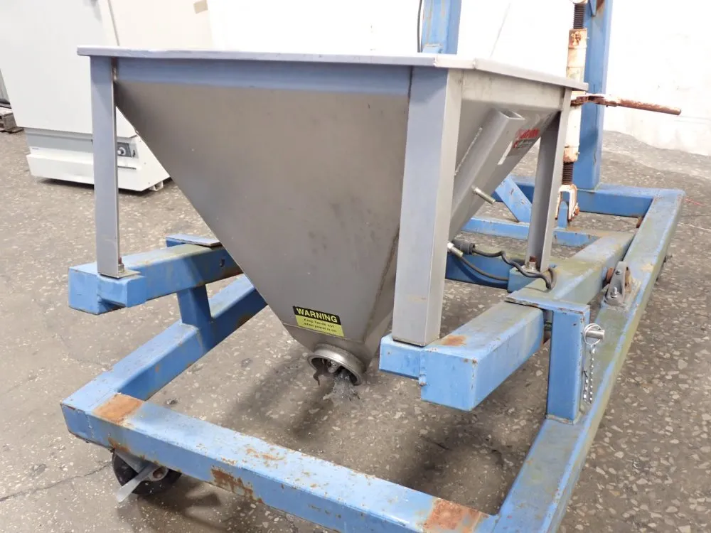 Flexicon 24" X 24" X 24" Auger Feeder