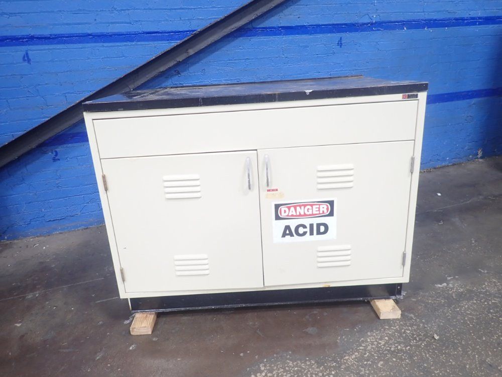 Kewaunee Scientific Work Bench/cabinet