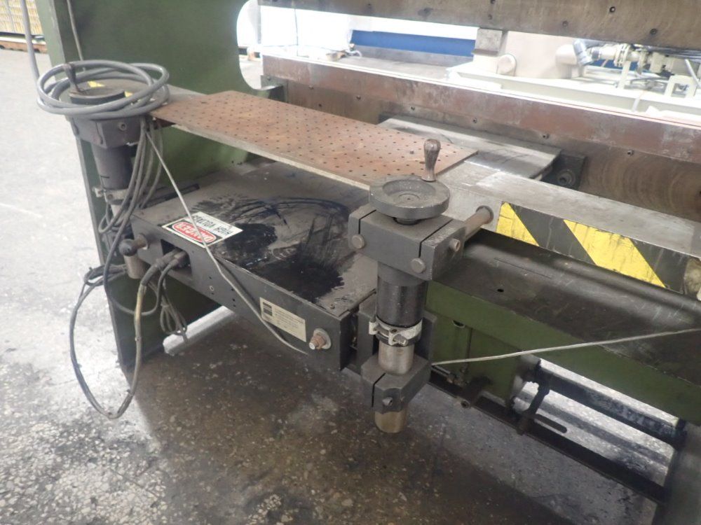 Di-acro/houdaille 72" 14-72 Press Brake - 14-72