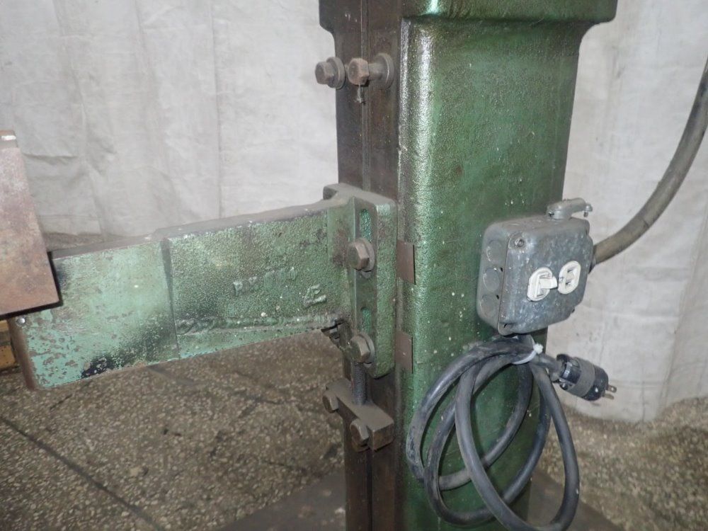 Chicago Rivet Riveter