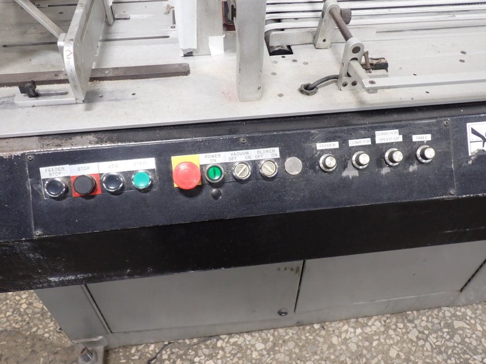 Kirk-rudy Base/shuttle Feeder